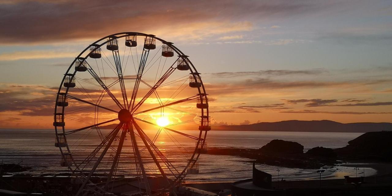 Palm Cove Bundoran Luxurious Sea View Balcony Free Wifi Netflix Sleeps 5 Lejlighed Eksteriør billede