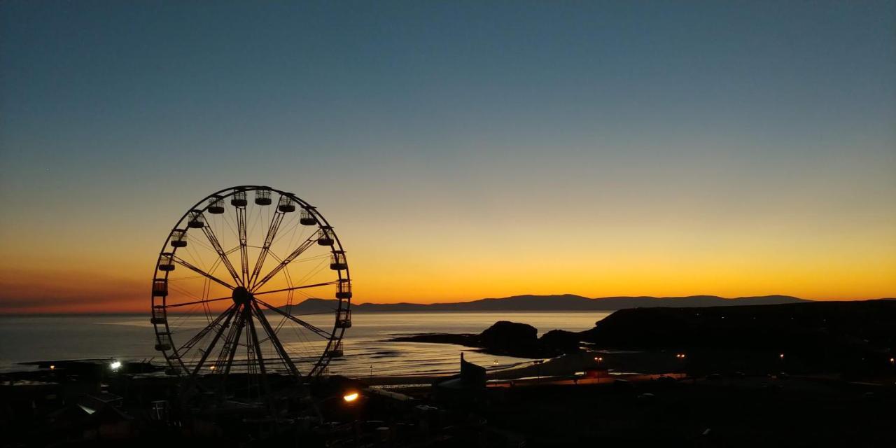 Palm Cove Bundoran Luxurious Sea View Balcony Free Wifi Netflix Sleeps 5 Lejlighed Eksteriør billede